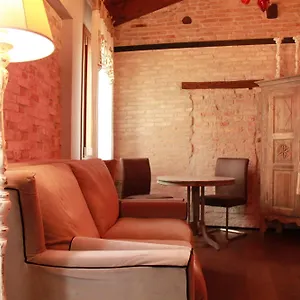 Rosso Charm Venise